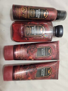 Bath & Body Works Vampire Blood Body Care Set — Red